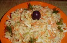 Salată de crudități cu piept de pui și maioneză