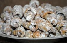 Cornulețe cu gem de prune