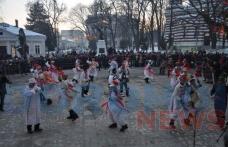 Parada formațiilor de datini și obiceiuri 2013: Au început înscrierile urătorilor!