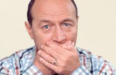 Băsescu acuzat că şi-a trimis odrasla agramată în PE şi vorbeşte despre nepotism