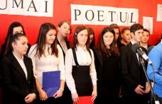 Seminarul Teologic Liceal „Sf. Ioan Iacob” Dorohoi: „Numai poetul…” - FOTO