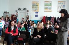 „Eminescu –Beethoven al graiului românesc!”, activitate desfășurată la Şcoala „Dimitrie Romanescu” Dorohoi - FOTO