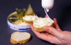 Brânza topită, toxică pentru organism. Uite de ce nu trebuie să consumi acest produs