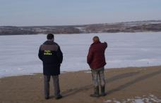 A trecut Prutul îngheţat pentru un loc de muncă în România