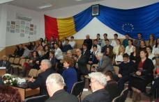 Prefect, oameni de cultură şi elevi îl reamintesc pe Grigore Vieru