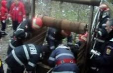 Bărbat căzut în fântână, salvat de pompieri