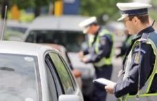 Depistat la volanul unui autoturism deși avea permisul de conducere suspendat