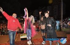 Concert incendiar și extravagant susținut de Corina la Zilele Copilului Dorohoi 2014 – VIDEO/FOTO