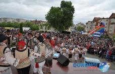 Zilele Copilului Dorohoi 2014: Talentele dorohoiene au încântat publicul în a treia zi de spectacol – FOTO