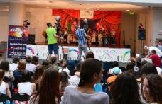 Week-end plin de activități la Uvertura Mall 