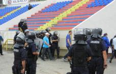 Activitate practică executată de jandarmii botoșăneni pe stadionul FC Botoșani - FOTO