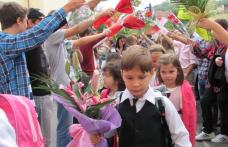Peste 3.000.000 de elevi şi preşcolari încep astăzi anul şcolar 2014-2015