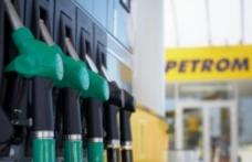 Benzina, la minimul ultimilor 4 ani. Preţul benzinei a scăzut sub 5 lei pe litru