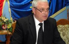 Prefectul: Comasare fără reduceri de personal sau de drepturi salariale 