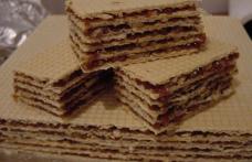 Napolitane cu crema de nuci si caramel