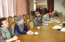Liderii pensionarilor cer discuţii faţă – în - faţă cu factorii de decizie din judeţ