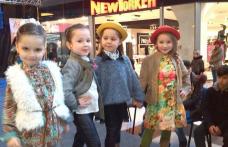 Cupidon îndrăgostit a venit de Valentines Day la Arlechin! - Galerie FOTO
