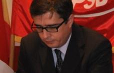 Deputatul Andrei Dolineaschi : Directorii unităţilor de învăţământ din Botoşani, somaţi să-i dea în judecată pe profesori