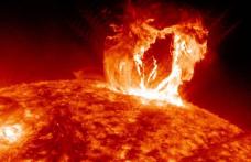 Prima explozie solară extrem de puternică din 2015 a fost îndreptată direct spre Pământ