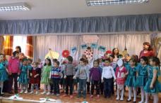 Zâmbete, fluturi și flori, la Centrul „Steaua Speranței” din Dorohoi - FOTO