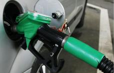 Motorina a ajuns mult mai ieftină decât benzina. Ce urmează să se întâmple