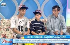 Talentul nu ţine şi de foame - Fraţii Cojocaru din Dorohoi daţi în plasament de către tată