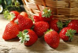 Pericolul ascuns din căpşuni, cele mai bogate fructe în vitamina C. De ce sunt interzise copiilor