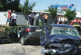 Accident TRAGIC: Șase victime după ciocnirea a două autoturisme. Doi tineri căsătoriți și-au pierdut viața!