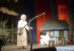 „Amintiri din Copiărie” din nou pe scena Sălii Teatrului din Dorohoi