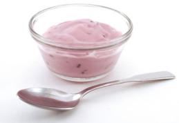 Ce E-uri conţin iaurturile cu fructe şi cât de periculoase sunt, mai ales pentru copii