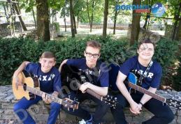 Trofeul Festivalului Naţional de Muzică Folk, câștigat un dorohoian - FOTO