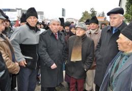 Corneliu Aroşoaie: “Suntem singurul orăşel din ţară cu doi parlamentari la putere şi cu spital care se desfiinţează”