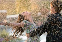 Atenție! Avertizare COD GALBEN de precipitații, descărcări electrice, grindină și vânt