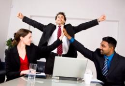 Veşti bune pentru medici, profesori şi bugetarii care lucrează în weeekend