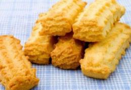 Biscuiţi crocanţi cu unt şi aromă de lămâie