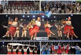 Coregrafii pe acorduri tradiționale cu Ansamblurile „Albinuța” din Știubieni și „Struguraș” din Ungheni – FOTO