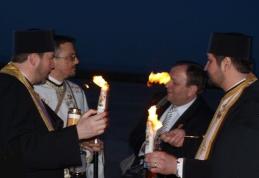 Lumina Sfântă a fost adusă, sâmbătă seara, la Suceava