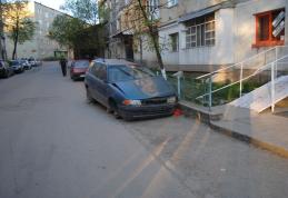 Maşini „uitate” pe domeniul public : Ignoranță sau rea voință