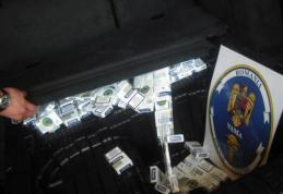 Autoturism „antifonat” cu ţigări de contrabandă, descoperit de polițiștii de frontieră
