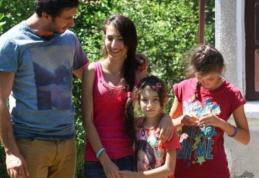 Povestea cutremurătoare a celor trei orfane care au primit o casă nouă. Şi-au îngropat mama, tatăl şi bunicul - FOTO