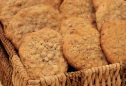 Biscuiţi crocanţi cu unt şi aromă fină de lămâie