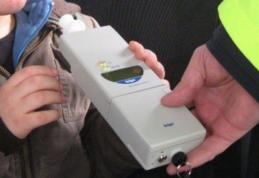 Tânăr de 18 ani depistat la volanul unui autoturism în stare de ebrietate și fără permis de conducere!