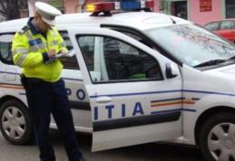 Tânăr cercetat de polițiștii botoșăneni după ce a lovit cu mașina un bărbat care se afla întins pe carosabil