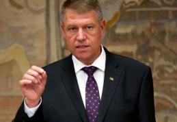 Iohannis a promulgat legea care le dă dreptul aleşilor locali să facă parte din AGA