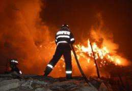 Incendii provocate din neglijenţă au distrus agoniseala de-o viaţă a unor oameni chiar în zilele de Crăciun