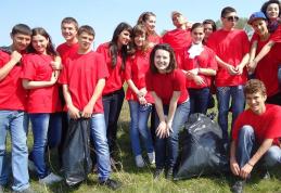 Astăzi la Sala Teatrului | TSD Dorohoi împreună cu Asociația Un Ideal : „Implică-te... E viitorul tau!”