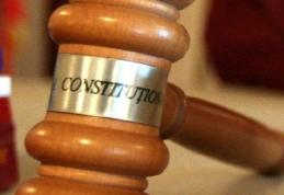 Legea privind pensiile speciale pentru aleșii locali, declarată neconstituțională