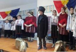 „Moș Ion Roată și Unirea” la Școala Primară „Dumitru Pompas” Balinți - FOTO