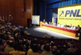 Moment penibil pentru dorohoianul Ioan Domonco, prezent la lansarea candidaţilor PNL la alegerile locale