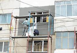 Locatarii blocurilor proprietate din Dorohoi sunt invitați la o întâlnire privind finanțarea pentru reabilitarea termică a clădirilor